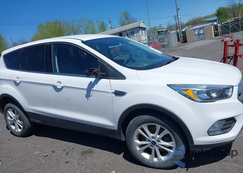 2017 Ford Escape Se from USA, damaged, VIN 1FMCU9GD4HUB55262